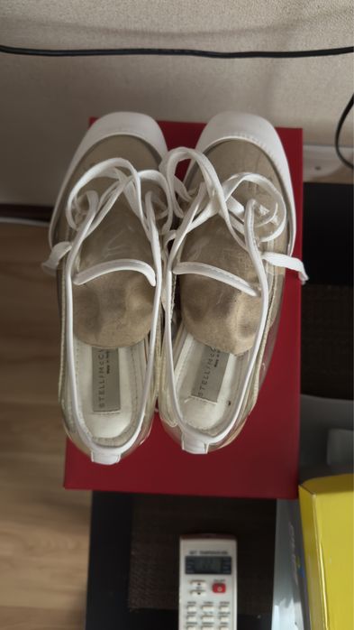 Женская обвуь