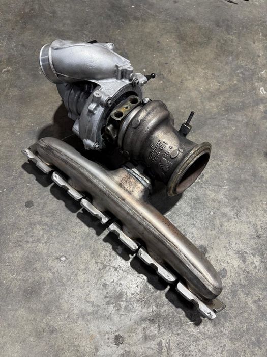 Turbo mercedes gt 53 amg w290 A2560901100