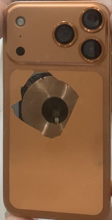 Iphone xr 17 pro korpusda