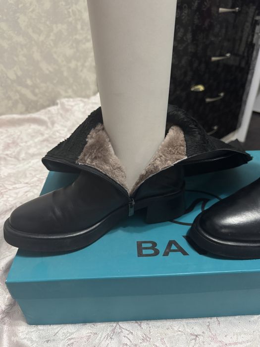 Продам сапоги фирмы BAVER