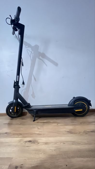 Электросамокат Ninebot KickScooter Max G30P