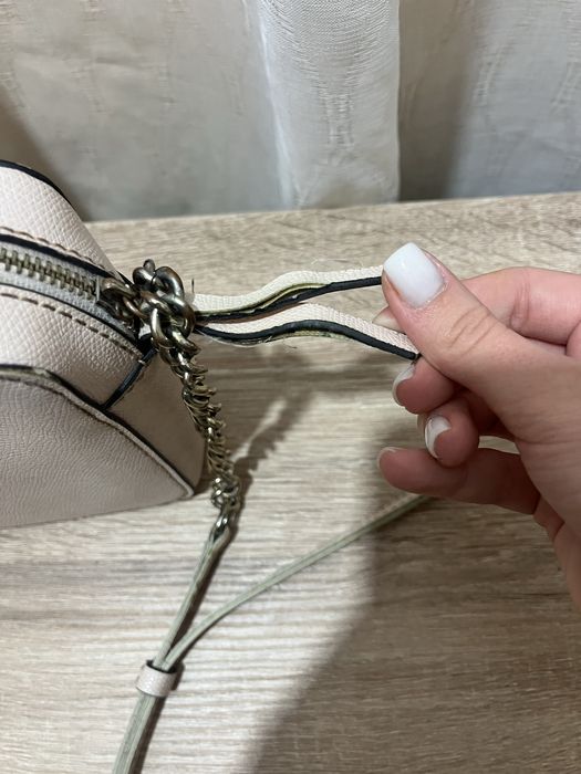 Оригинална чанта Guess и раничка