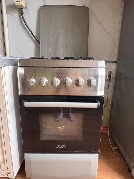 Газовая плитка с духовкой