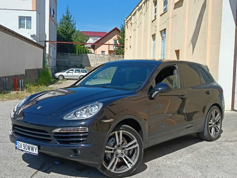 Porsche Cayenne 3.0 Diesel 245 CP ** An 2013**Jante 20**Piele**