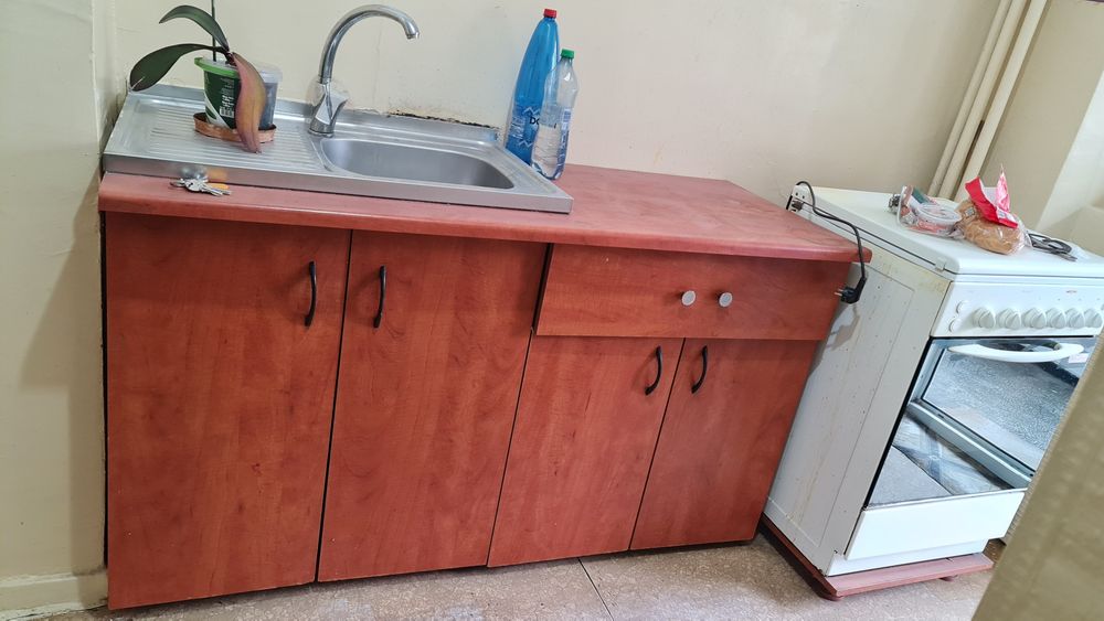 Dulap de bucătărie cu chiuveta