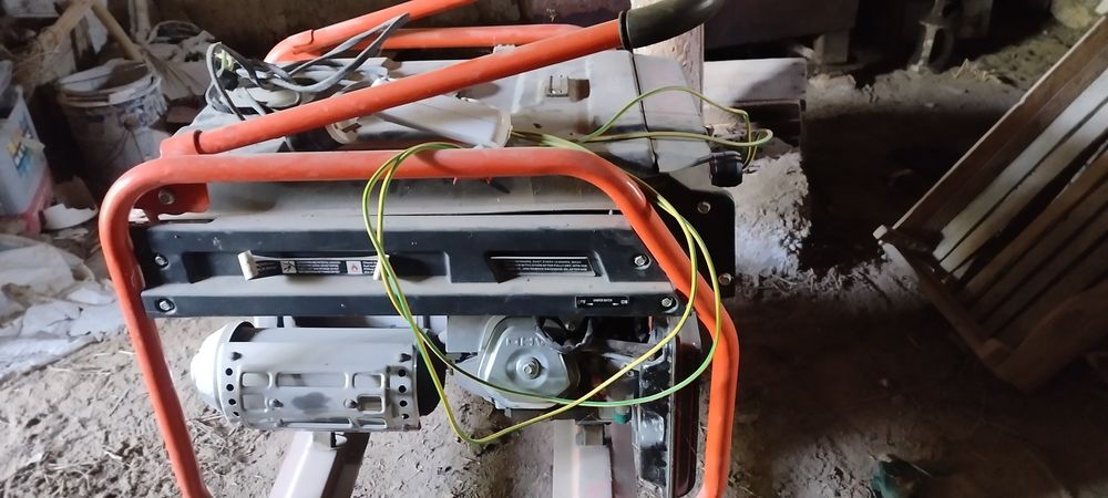 Dvijo sotiladi. Buxoroda. 55 soat ishlagan. Yangiday.