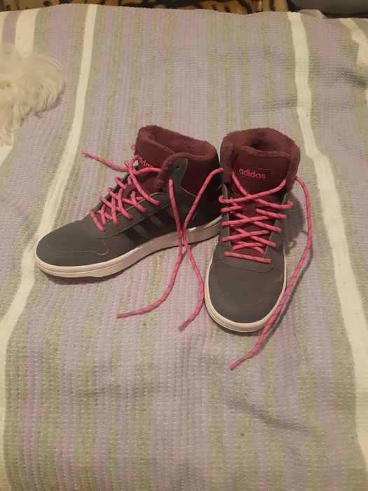 Ghete ADIDAS pt. fete