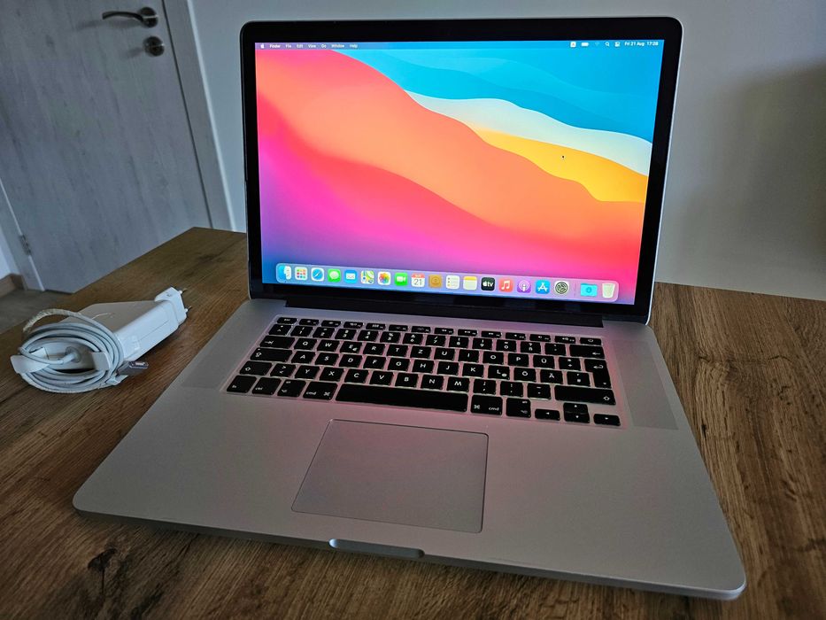 MacBook Pro Retina 15" А1398 EMC 2745 (Late 2013) | Core i7 2.3GHz / 16GB RAM / 512GB SSD / GT 750M 2GB / 6ч. Батерия