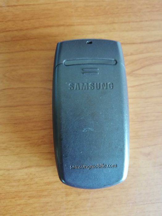 Samsung SGH-C270 телефон с капаче