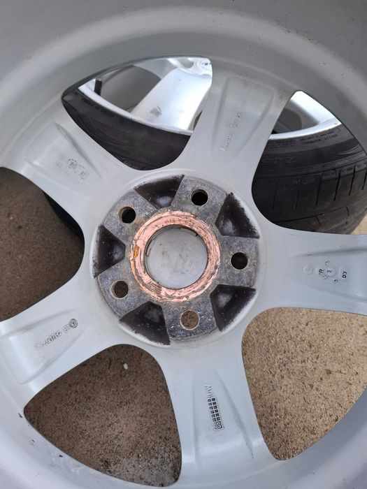 Джанти с гуми R 17 5×112