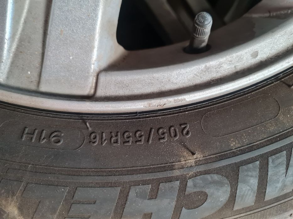 Jante ford pe 15 de vara