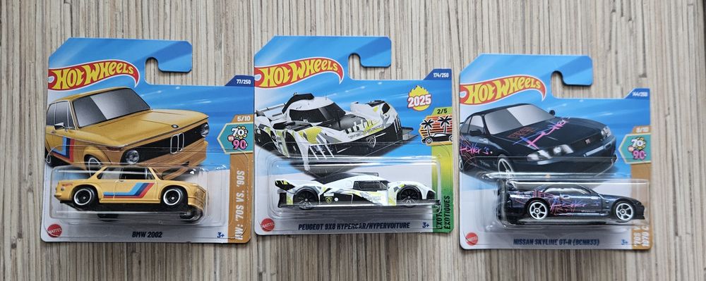 Hot wheels метални колички,нови!
