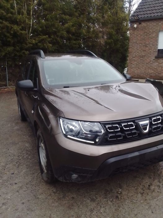 Dacia duster avariat 4x4