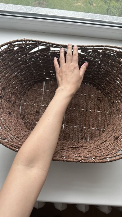 Продам корзину плетеную