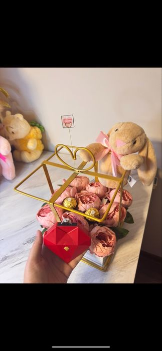 8 martga ideal podarkala sovgalar gul uzuk jonim yozuvli quyoncha ayiq