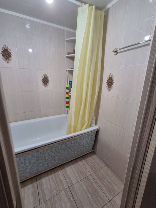 Продам трехкомнатную квартиру