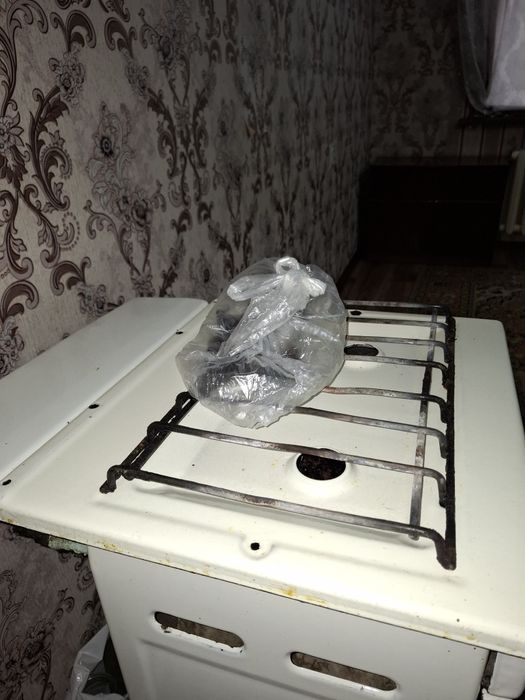 Газовая плита две конфорки