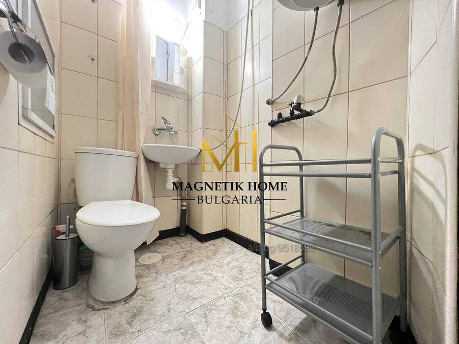 Дава се под наем Двустаен апартамент в Бургас, Възраждане - 65 кв.м за 357 € - Снимка #5