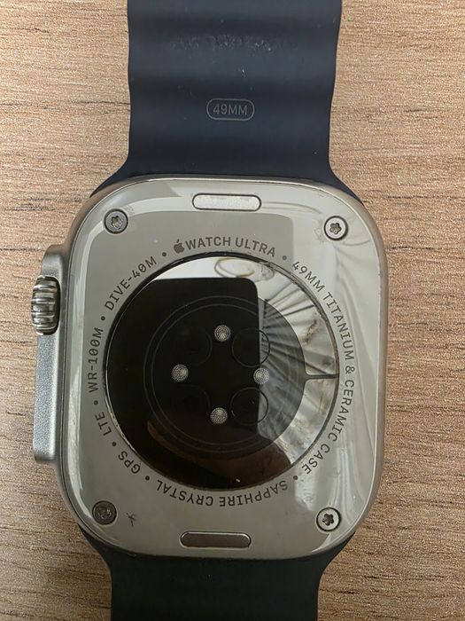 Apple Watch Ultra 2 - 49 mm
