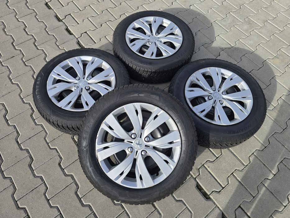 Зимни гуми с джанти Пежо 208 185/65/R15