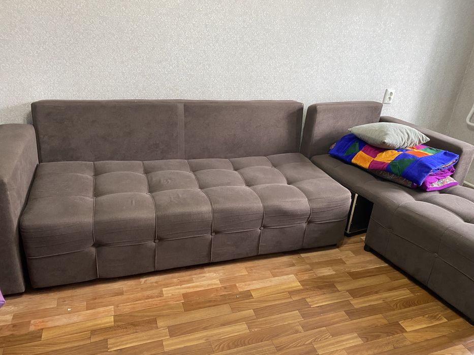 Продам диван в хорошем состоянии