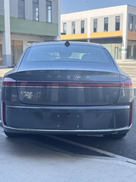 Roewe m7 premier