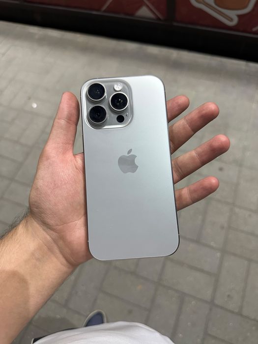 продам iPhone 16 pro Black Titanum 256 gb