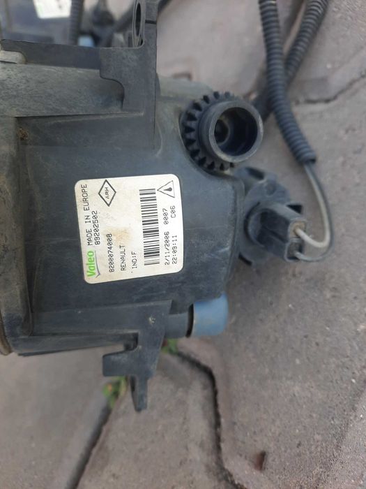 Proiectoare Renault Scenic 2, motor 1,5 diesel 78 kw