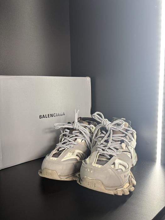 balenciaga track gri marimea 41 cu cutie si saculet pret negociabil