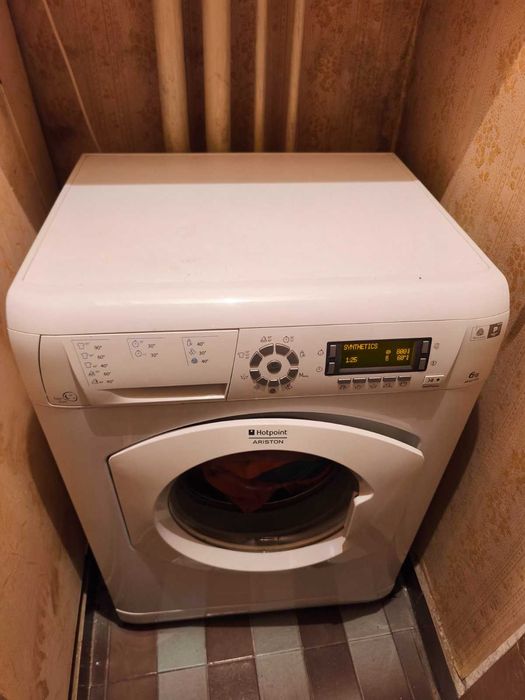 Пералня Hotpoint Ariston ARXD109 6kg