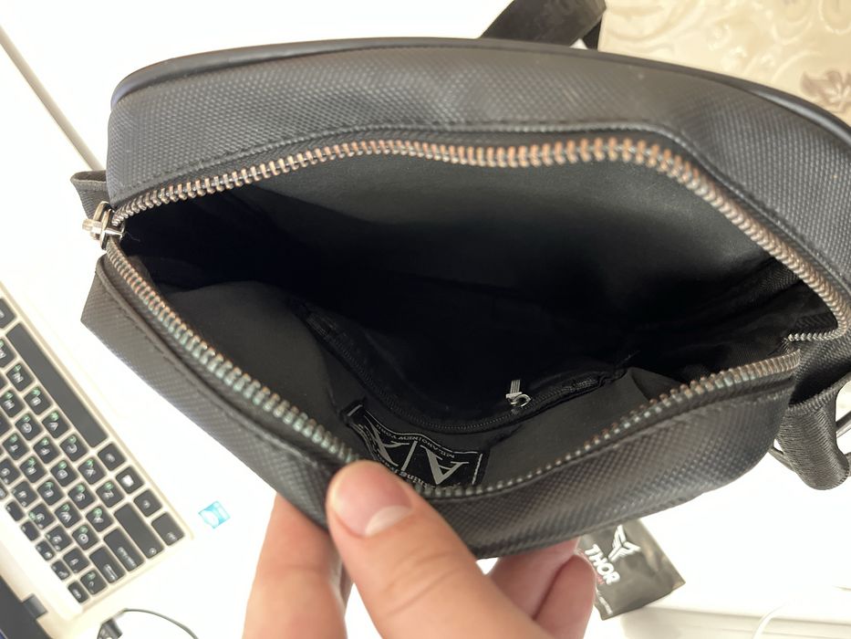 Барсетка от Армани