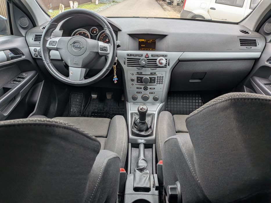 Opel Astra h 1.9 cdti