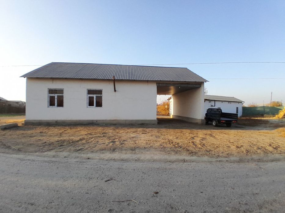 Hovli sotiladi buxoro peshku tumanda