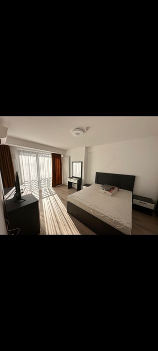 Inchiriez apartament cu 1 cameră