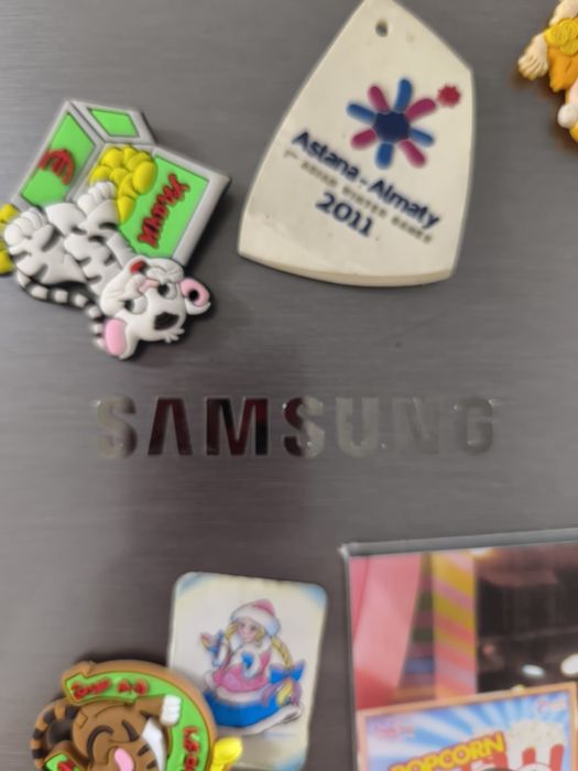 Холодильник Samsung
