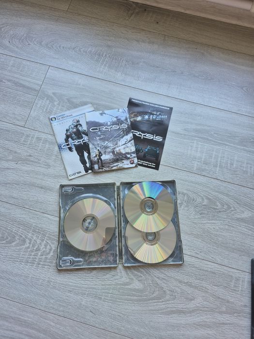 Vând colectie steelbook pentru calculator.