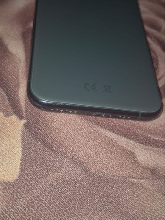 Iphone 11 pro.