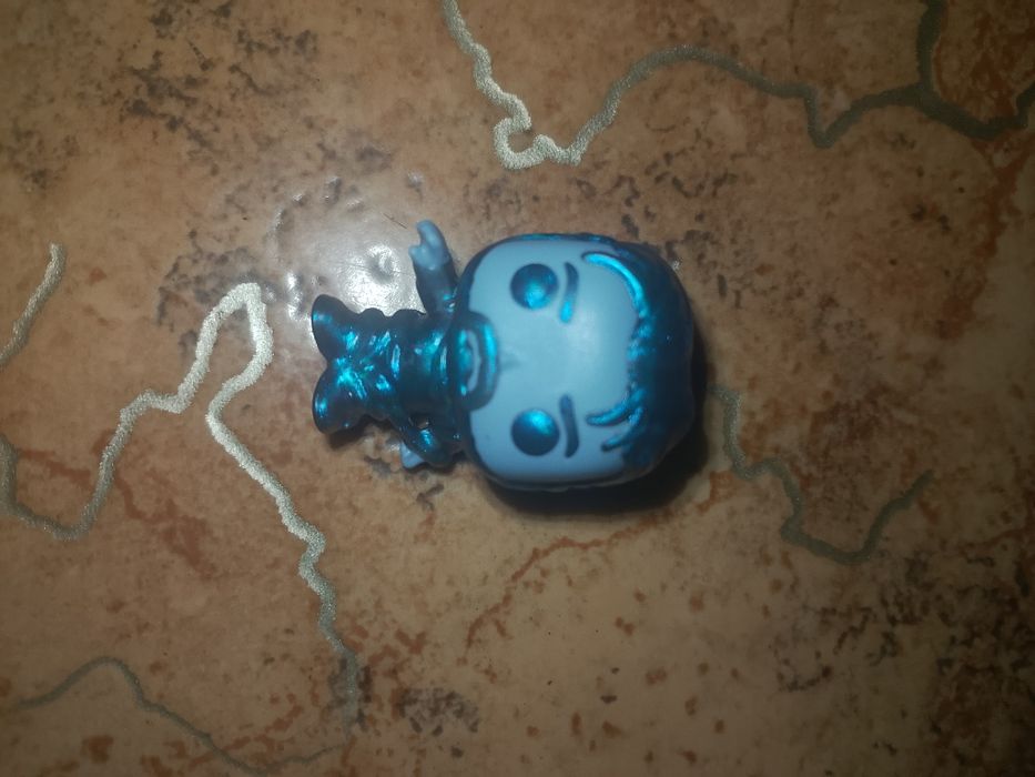 фигурки очень странные дела хопперы знаки