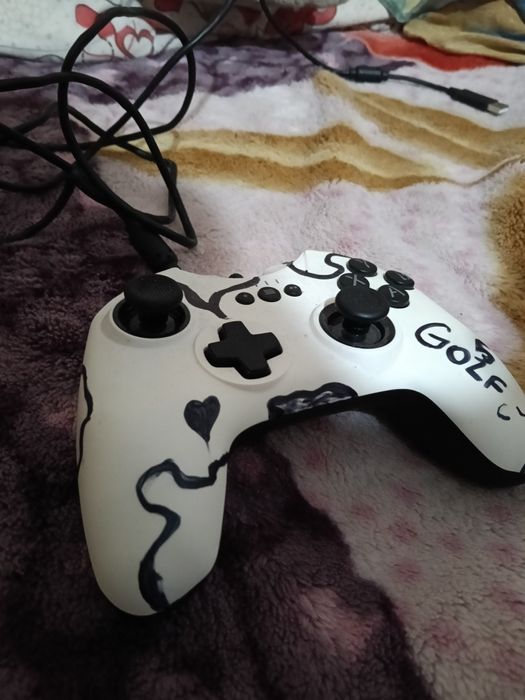 Vând Controler,stare perfectă