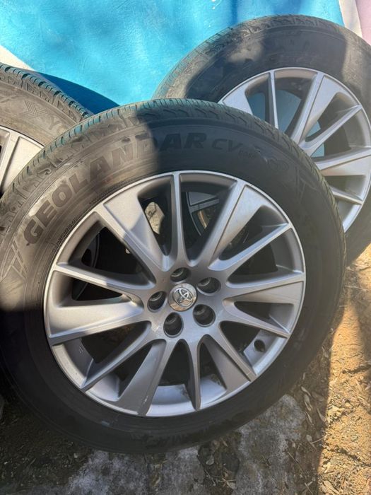 Продам диски с шинами