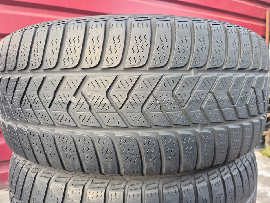 4 Anvelope de IARNA - 225/45/18 95H - PIRELLI Sottozero Winter - Stare F BUNA - DOT 2020 !