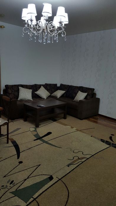 Сдаю квартиру в центре, Госпитальный, 2/2/4, 650 у.е., ремонт, техника