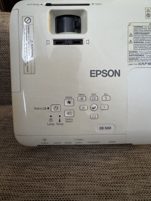 Продам проектор EPSON EB-S04