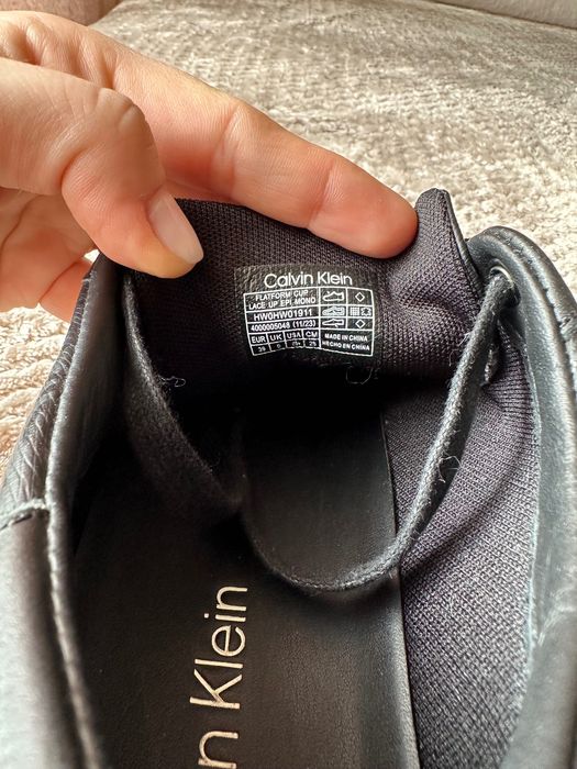 Calvin Klein сникърси