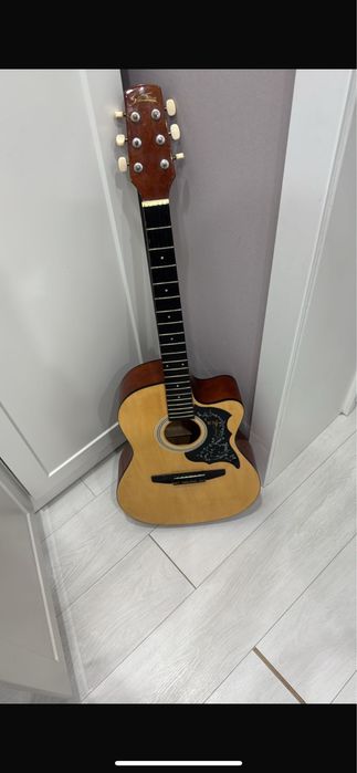 Гитара без струн !!СРОЧНО!!! Связи с переездом