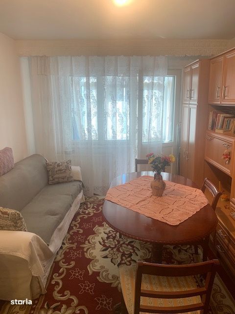 Apartament de vanzare 2 camere, str. Bucegi, Bacau — fotografia 1