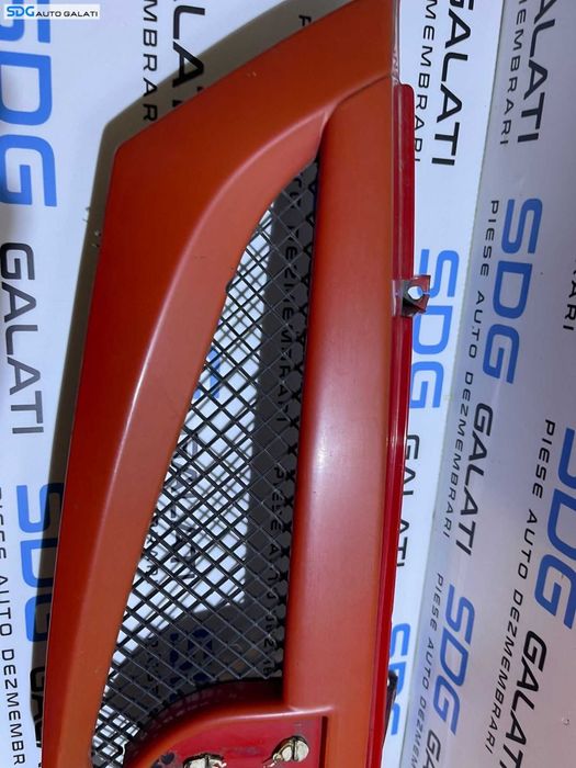 Grila Centrala Radiator Fara Emblema de pe Bara Spoiler Fata Dacia Solenza 2003 - 2005 Cod 8200201316