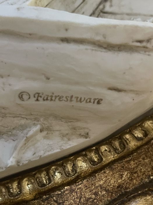 Продам картину, барельеф, панно.