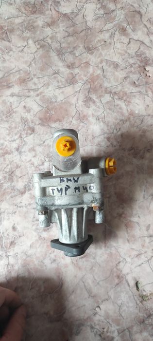 Новый Гур Ауди А4 100 с4