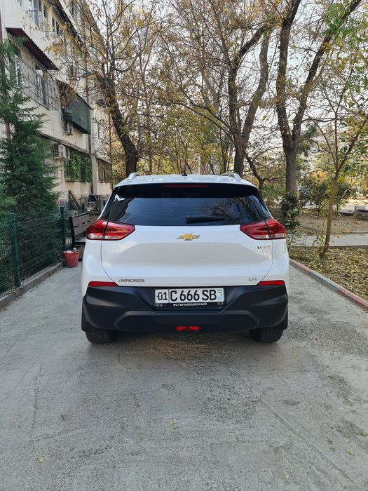 Продаётся машина  TRACKER 2